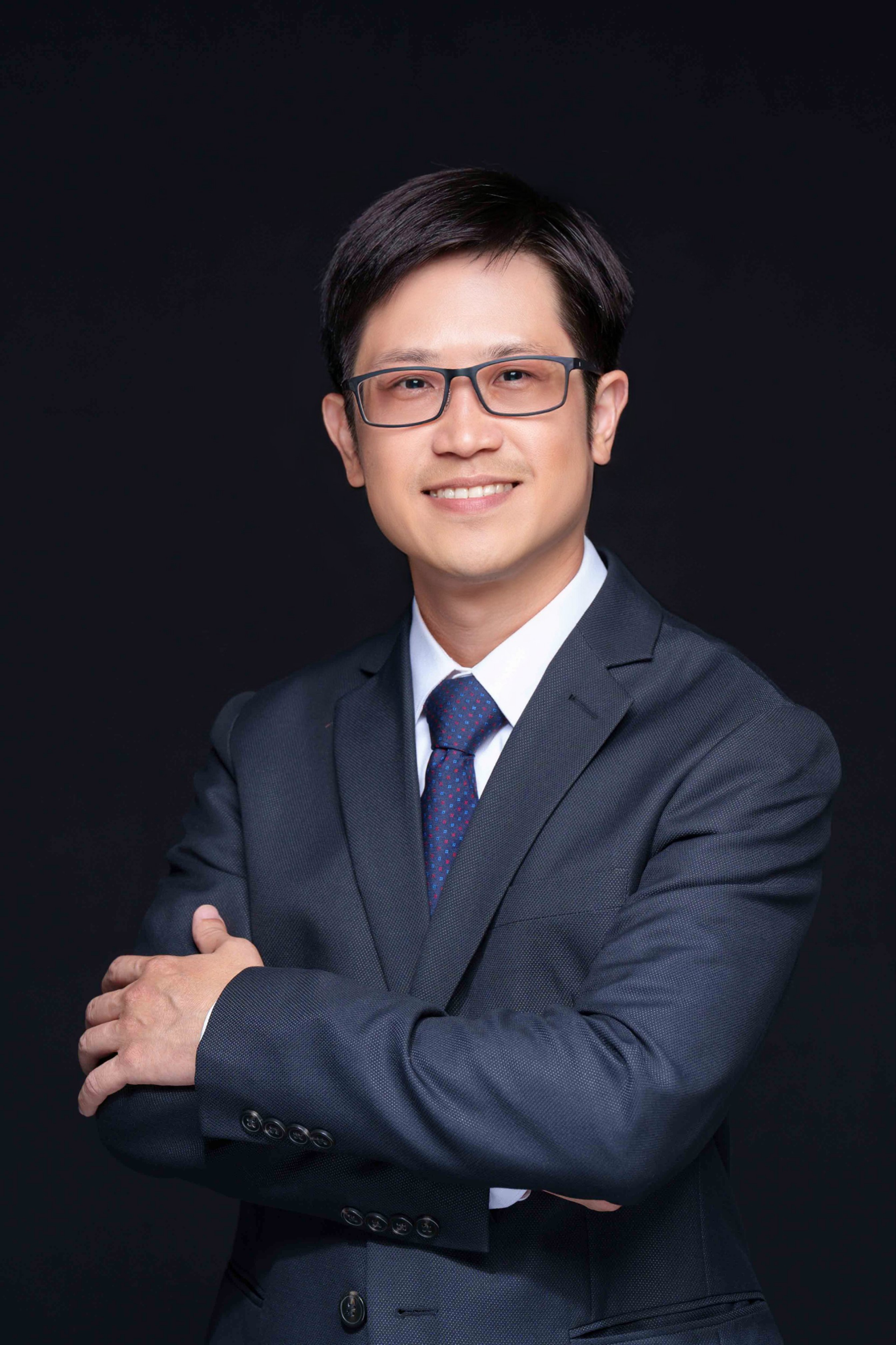 邝伟卓工程师